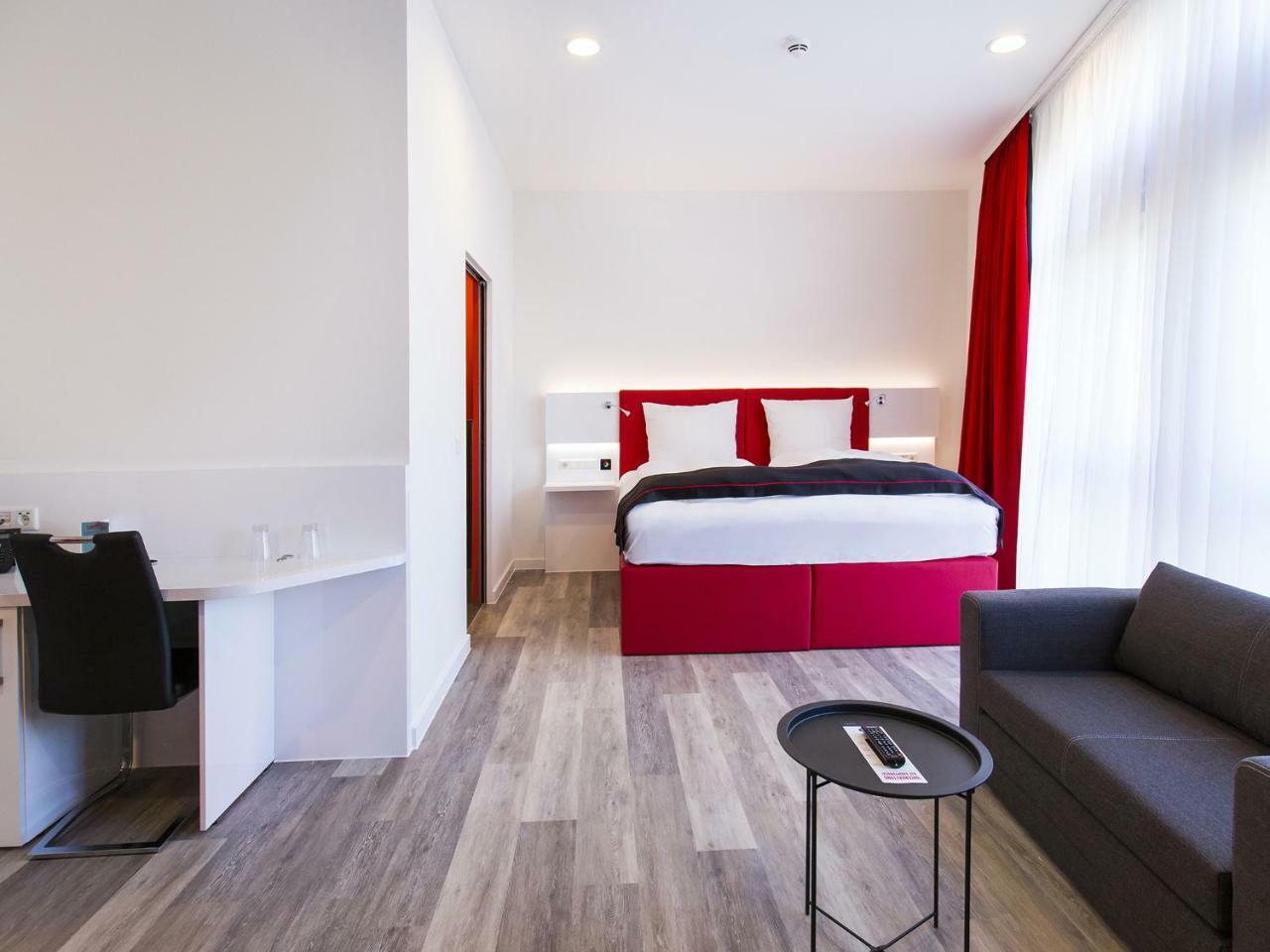 DORMERO Hotel Roth Roth  Buitenkant foto