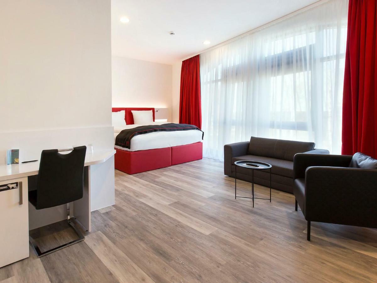 DORMERO Hotel Roth Roth  Buitenkant foto
